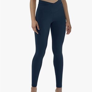 Ododos navy crossover leggings